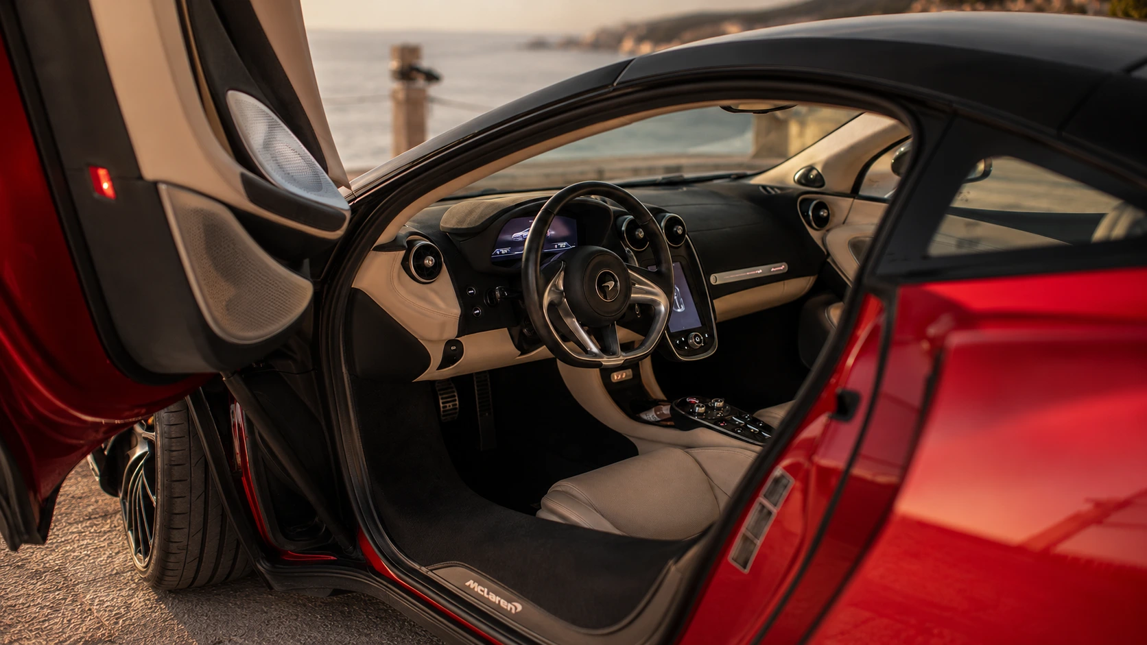 McLaren GT interior view